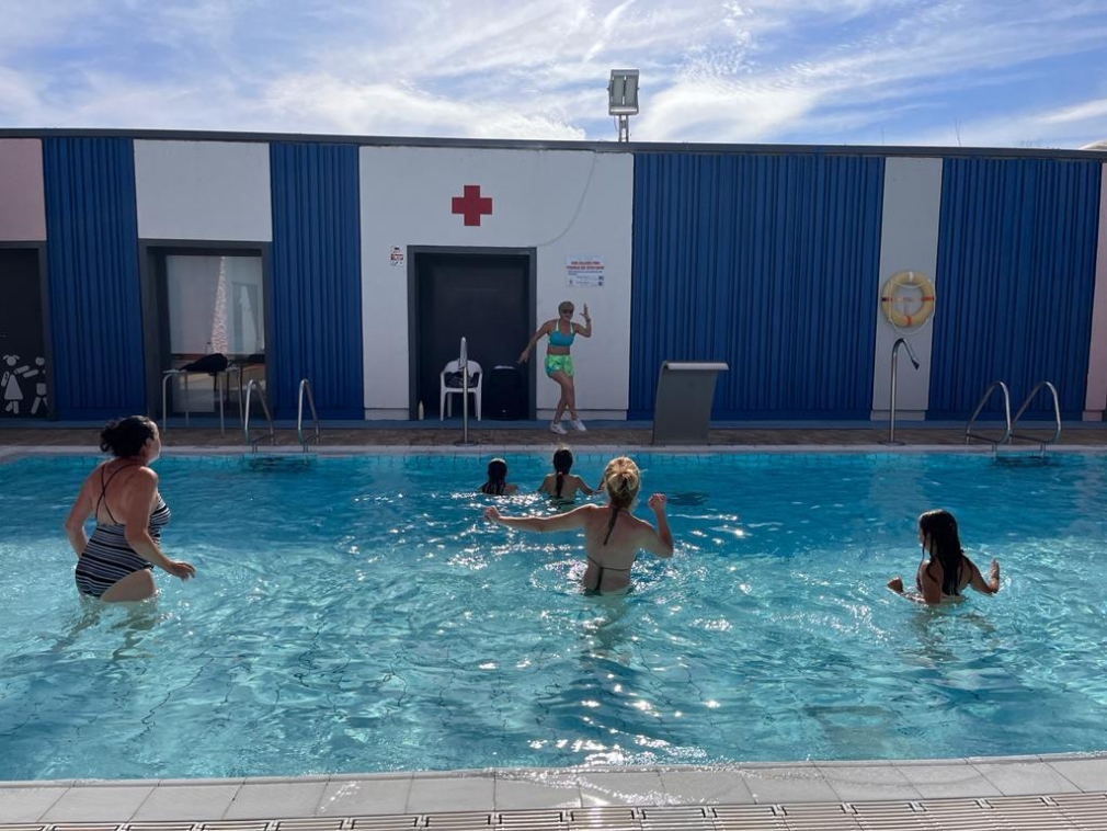 Vuelven las clases de Aquagym a la piscina municipal de Quer