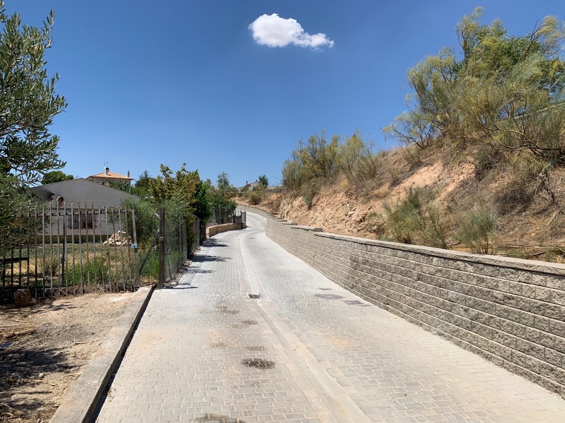 Finalizan las obras en la calle de Las Escuelas