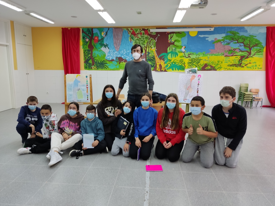 Encuentro de estudiantes con el autor Sergio Lairla