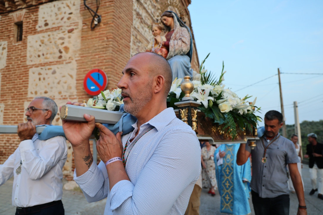 Quer celebra una entrañable Fiesta de la Virgen Blanca en su vigésimo aniversario