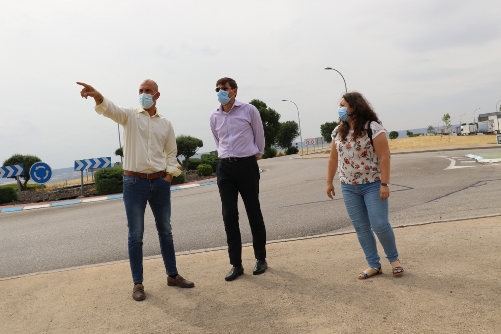 El Ayuntamiento se asesora para adecuar los límites de velocidad en el casco urbano a la realidad de Quer