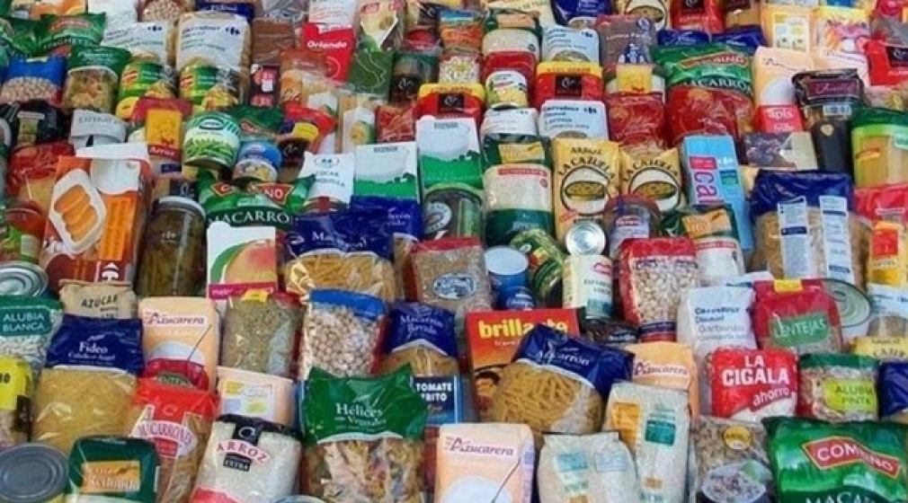 Campaña de recogida de alimentos no perecederos para ayudar a las familias en situación de vulnerabilidad en Quer