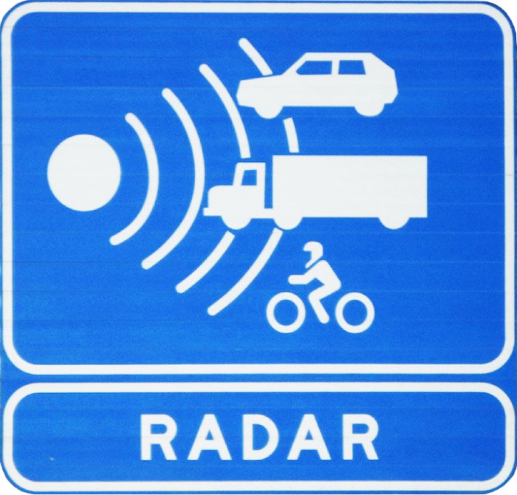 Se van a instalar radares de control de velocidad en las calles de Quer