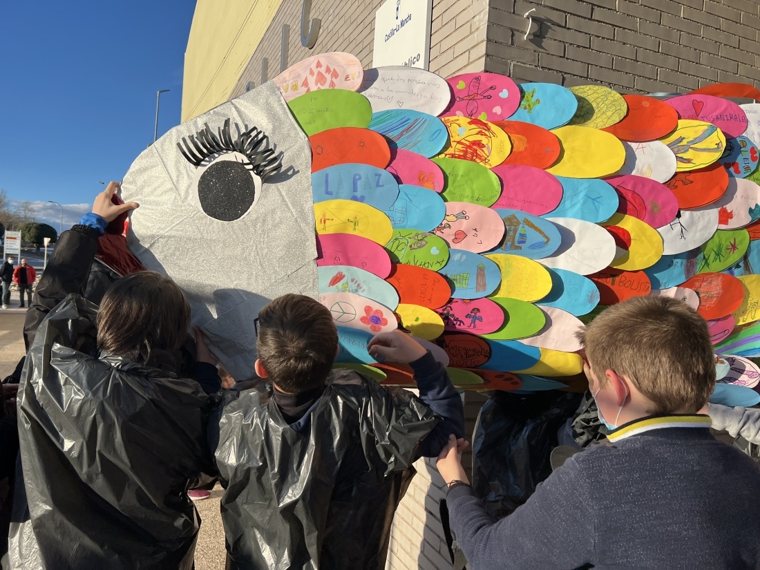 Taller para la elaboración de la sardina, en la Biblioteca de Quer